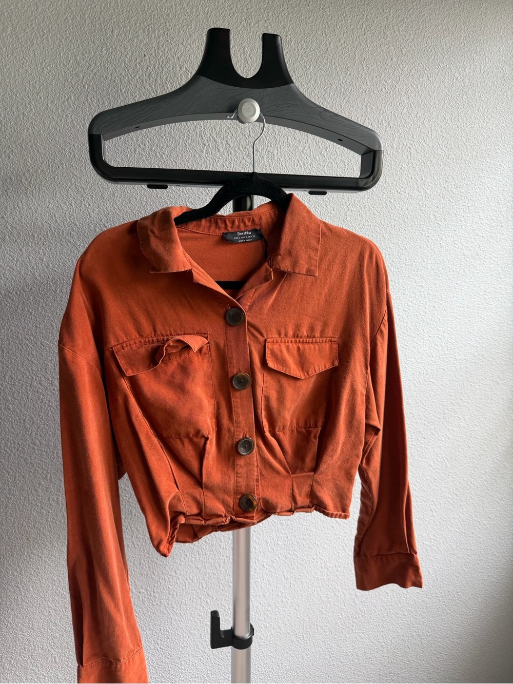 Bershka Rust Cropped Button-Front Blouse